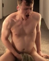Exhibitionist guy needs attention
